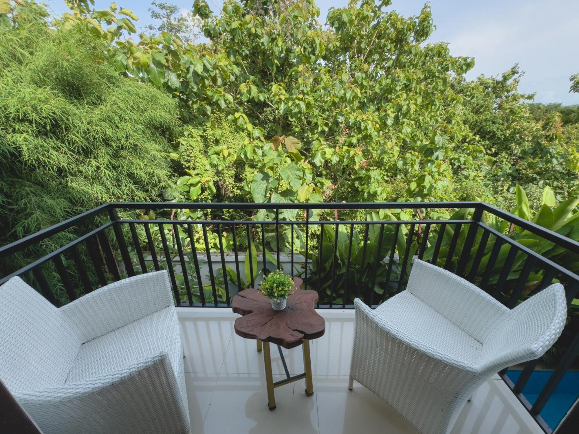 Villa Habibi Uluwatu Exteriör bild